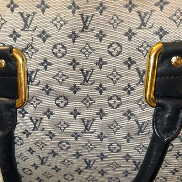 AUTHENTIC LOUIS VUITTON PADLOCK SHAPED HANDBAG! - Picture 15 of 15